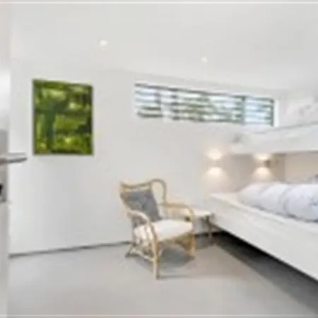 Three-bedroom Holiday In